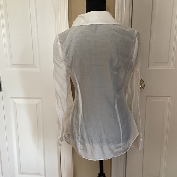 White House Black Market Blouse - Picture 2 of 4